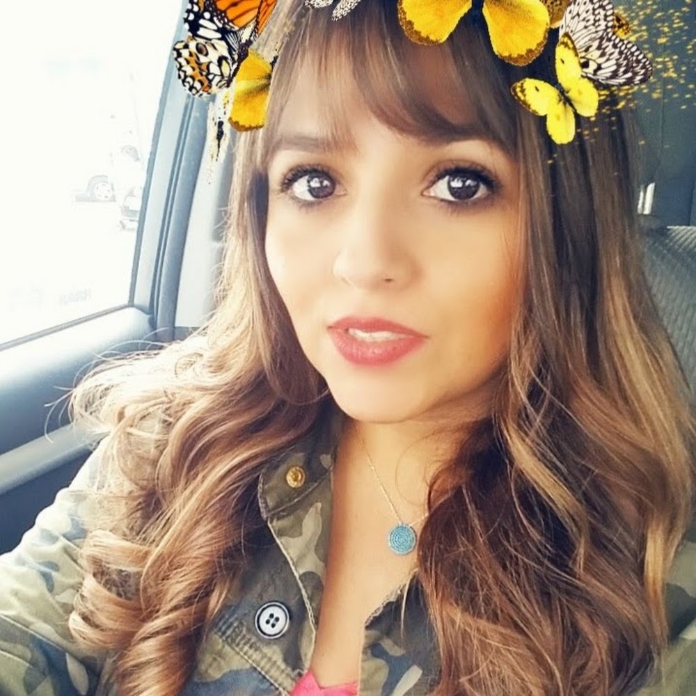 Meet your Posher, Adriana